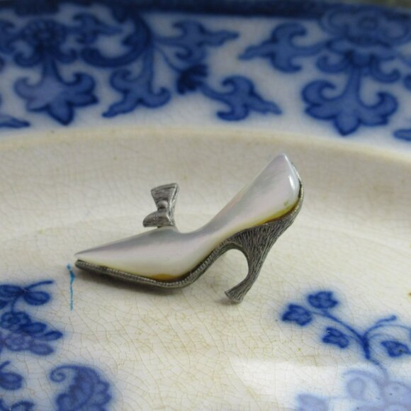 Rare Vintage MUSI High Heel Shoe Advertising Salesman's Tie Clip Lapel Pin - Picture 4 of 14